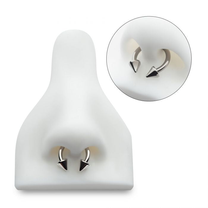 Internally Threaded Spikey Horseshoe