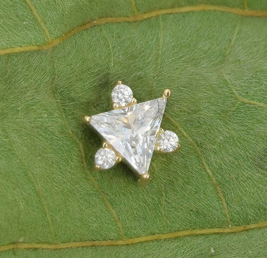 Triangle Elegance - 14kt Threaded end