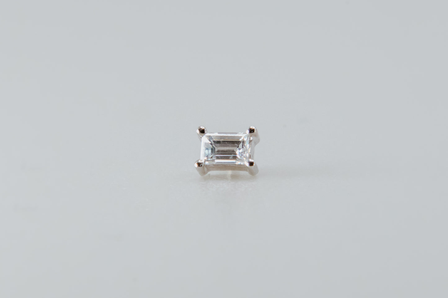 BVLA - Baguette Prong - White Gold - Diamond - Threaded