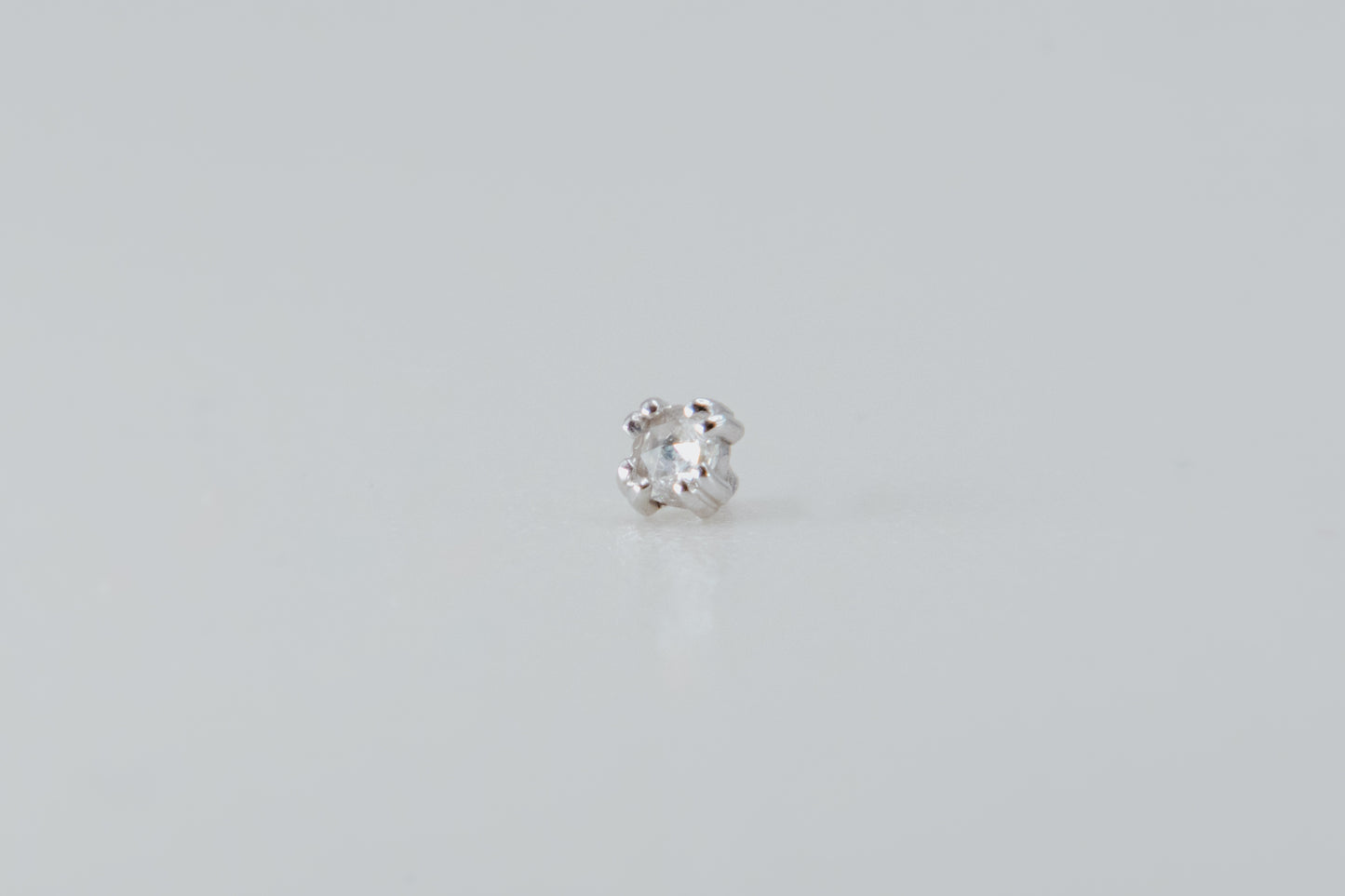 BVLA - Cab Prong - White Gold - Diamond - Threaded