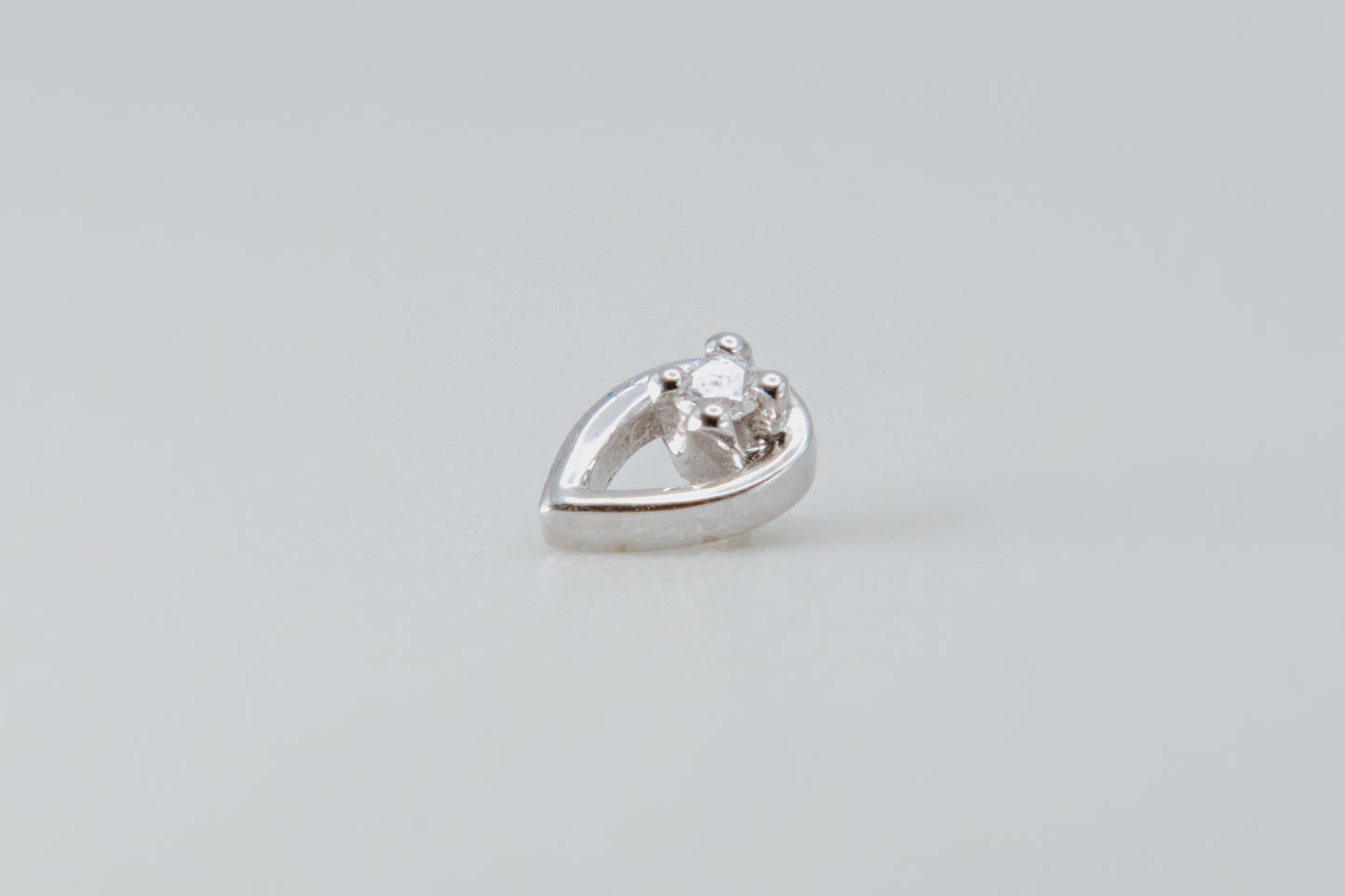 BVLA-Melody Tear-White Gold-Diamond